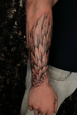 Realistic Tattoo Flüge Black and Grey Tattoos Köln Tätowierer Tattoo Studio Art MF